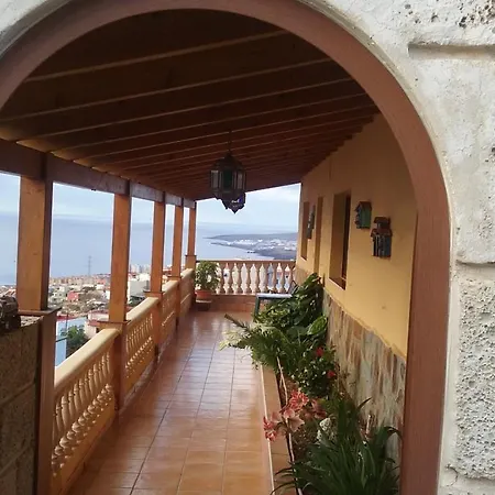 Casa Madera Con Piscina Y Vistas Al Mar Vakantiehuis
