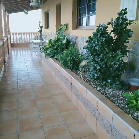 Vakantiehuis Casa Madera Con Piscina Y Vistas Al Mar *