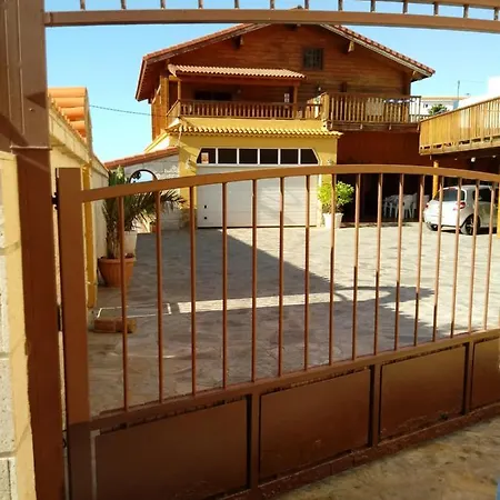 Vakantiehuis Casa Madera Con Piscina Y Vistas Al Mar Igueste de Candelaria
